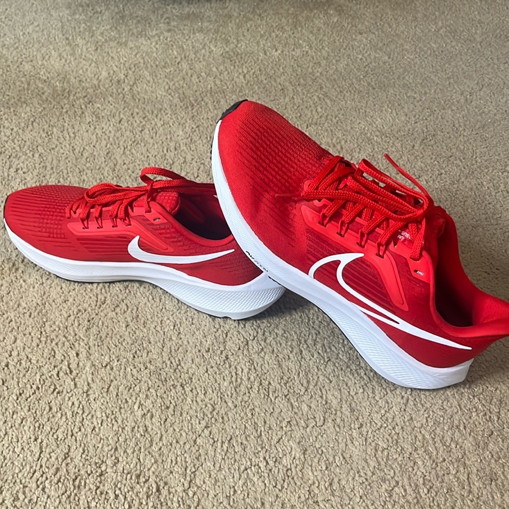 Red Nike Shoes 👟